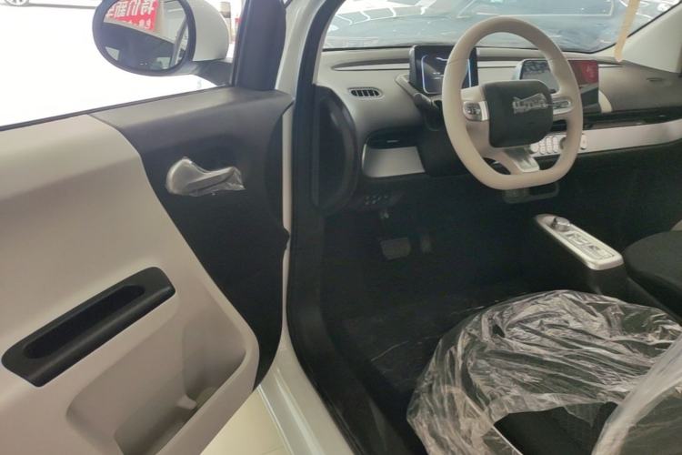 Used CHANGAN NEVO Lumin 2026 Model Treasure Edition 205km Beloved Beige Guoxuan Driver Seat
