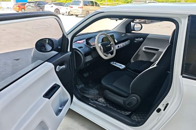 Used CHANGAN NEVO Lumin 2026 Model Treasure Edition 205km Passionate Beige Ningde Driver Seat