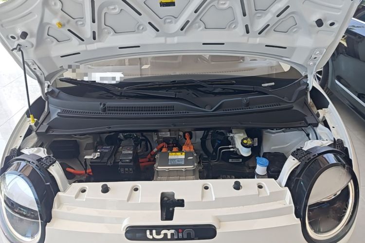 Used CHANGAN NEVO Lumin 2026 Model Treasure Edition 205km Passionate Beige Ningde Engine Bay