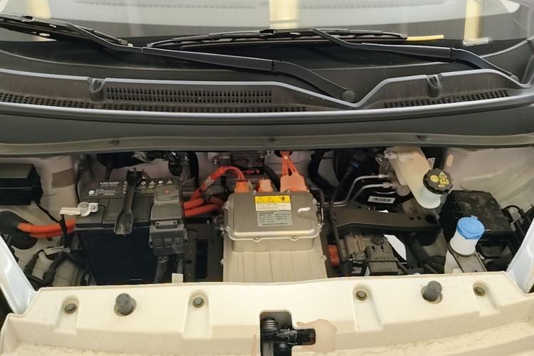 Used CHANGAN NEVO Lumin 2026 Model Treasure Edition 205km Passionate Beige Ningde Engine Bay