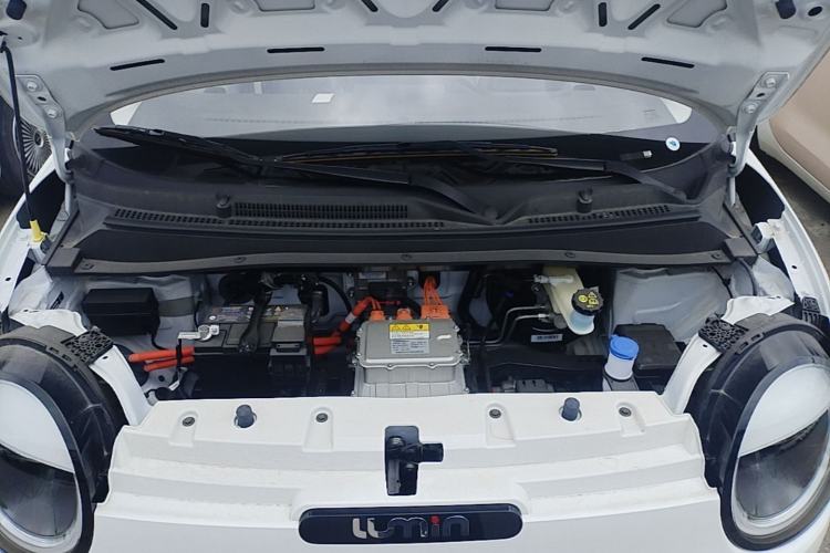 Used CHANGAN NEVO Lumin 2026 Model Treasure Edition 205km Passionate Beige Ningde Engine Bay