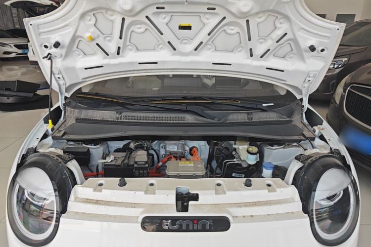Used CHANGAN NEVO Lumin 2026 Model Treasure Edition 205km Passionate Beige Ningde Engine Bay