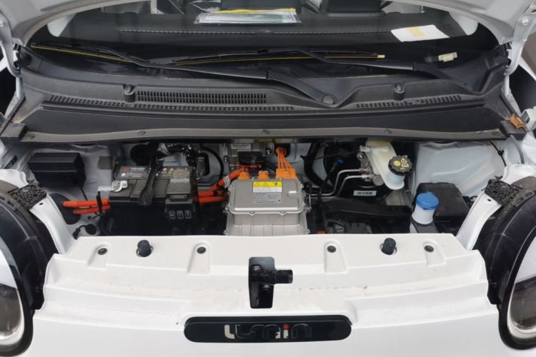 Used CHANGAN NEVO Lumin 2026 Model Treasure Edition 205km Passionate Beige Ningde Engine Bay