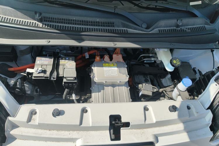 Used CHANGAN NEVO Lumin 2026 Model Treasure Edition 205km Passionate Beige Ningde Engine Bay