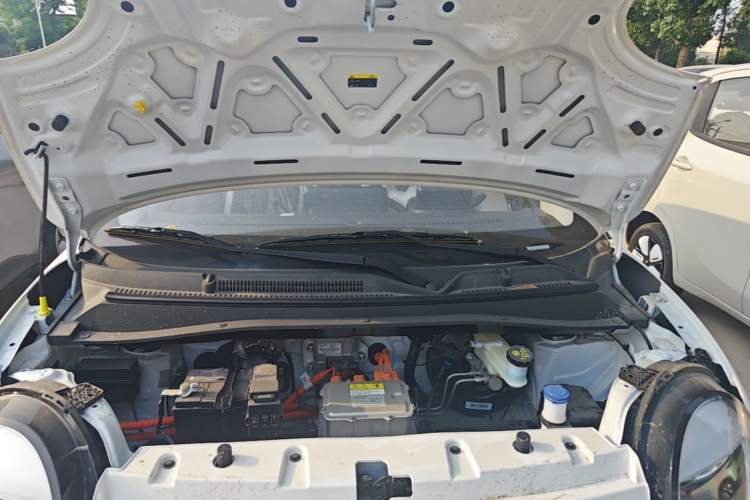 Used CHANGAN NEVO Lumin 2026 Model Treasure Edition 205km Passionate Beige Ningde Engine Bay