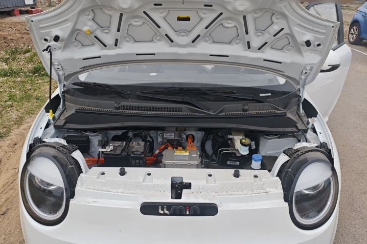 Used CHANGAN NEVO Lumin 2026 Model Treasure Edition 205km Passionate Beige Ningde Engine Bay