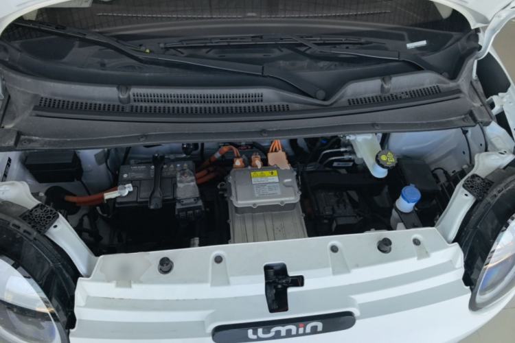 Used CHANGAN NEVO Lumin 2026 Model Treasure Edition 205km Passionate Beige Ningde Engine Bay