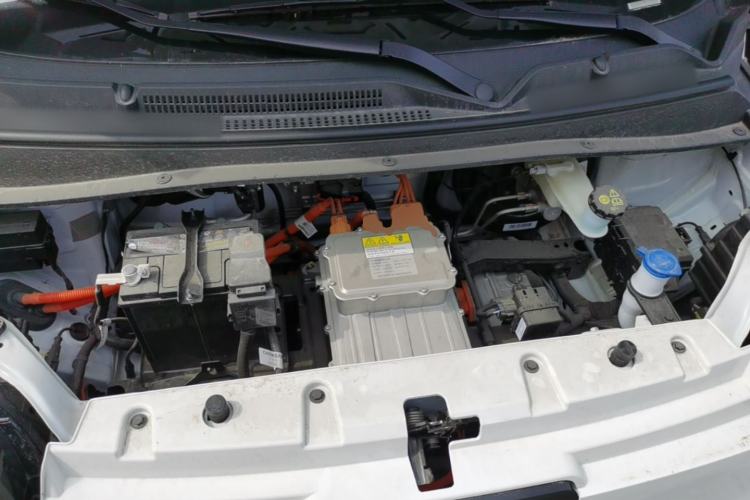 Used CHANGAN NEVO Lumin 2026 Model Treasure Edition 205km Passionate Beige Ningde Engine Bay