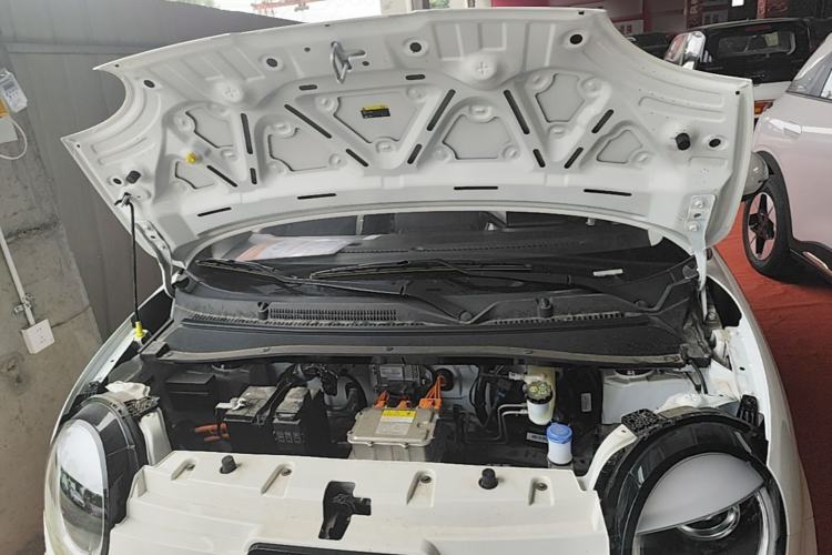 Used CHANGAN NEVO Lumin 2026 Model Treasure Edition 205km Passionate Beige Ningde Engine Bay