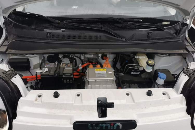 Used CHANGAN NEVO Lumin 2026 Model Treasure Edition 205km Passionate Beige Ningde Engine Bay
