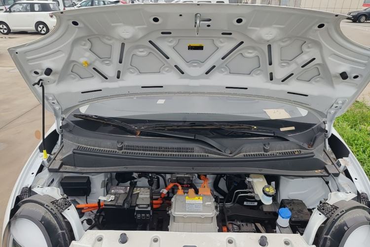 Used CHANGAN NEVO Lumin 2026 Model Treasure Edition 205km Passionate Beige Ningde Engine Bay