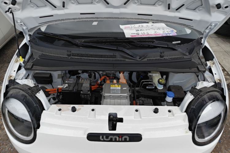 Used CHANGAN NEVO Lumin 2026 Model Treasure Edition 205km Passionate Beige Ningde Engine Bay
