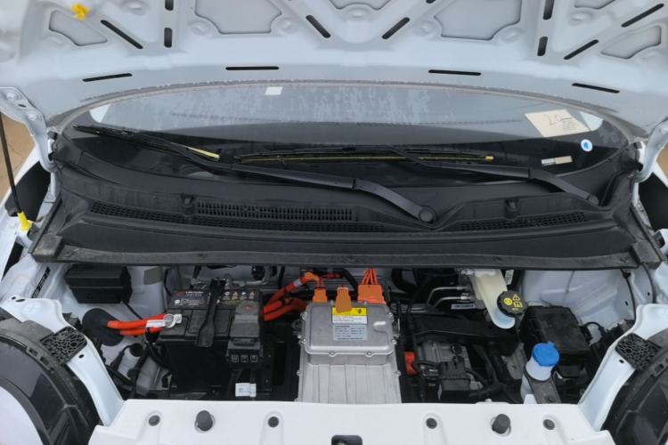 Used CHANGAN NEVO Lumin 2026 Model Treasure Edition 205km Passionate Beige Ningde Engine Bay