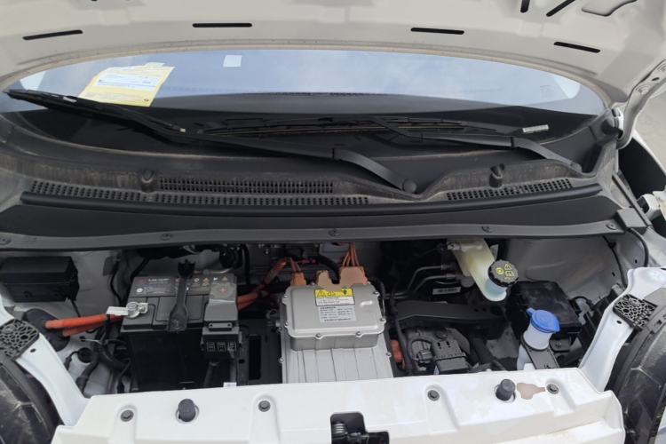 Used CHANGAN NEVO Lumin 2026 Model Treasure Edition 205km Passionate Beige Ningde Engine Bay