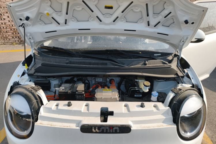 Used CHANGAN NEVO Lumin 2026 Model Treasure Edition 205km Passionate Beige Ningde Engine Bay