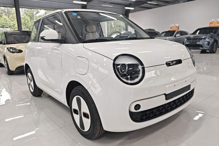 Used CHANGAN NEVO Lumin 2026 Model Treasure Edition 205km Passionate Beige Ningde Exterior 1