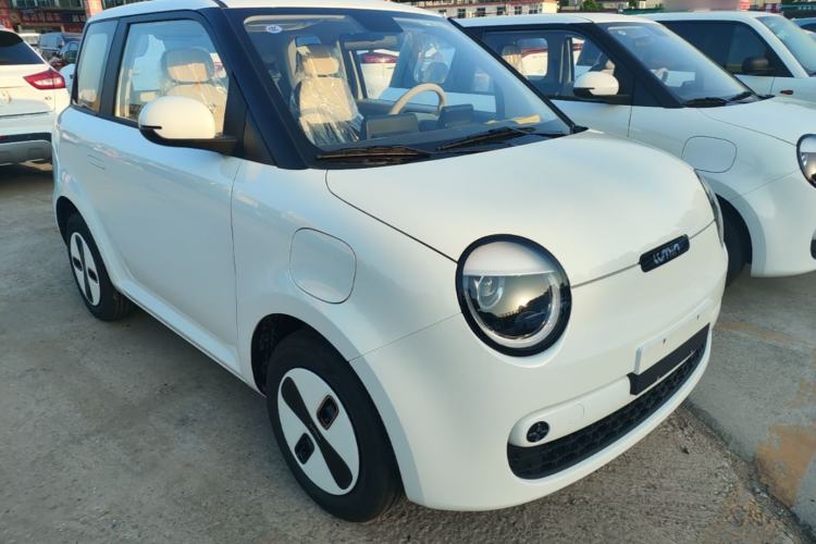 Used CHANGAN NEVO Lumin 2026 Model Treasure Edition 205km Passionate Beige Ningde Exterior 1
