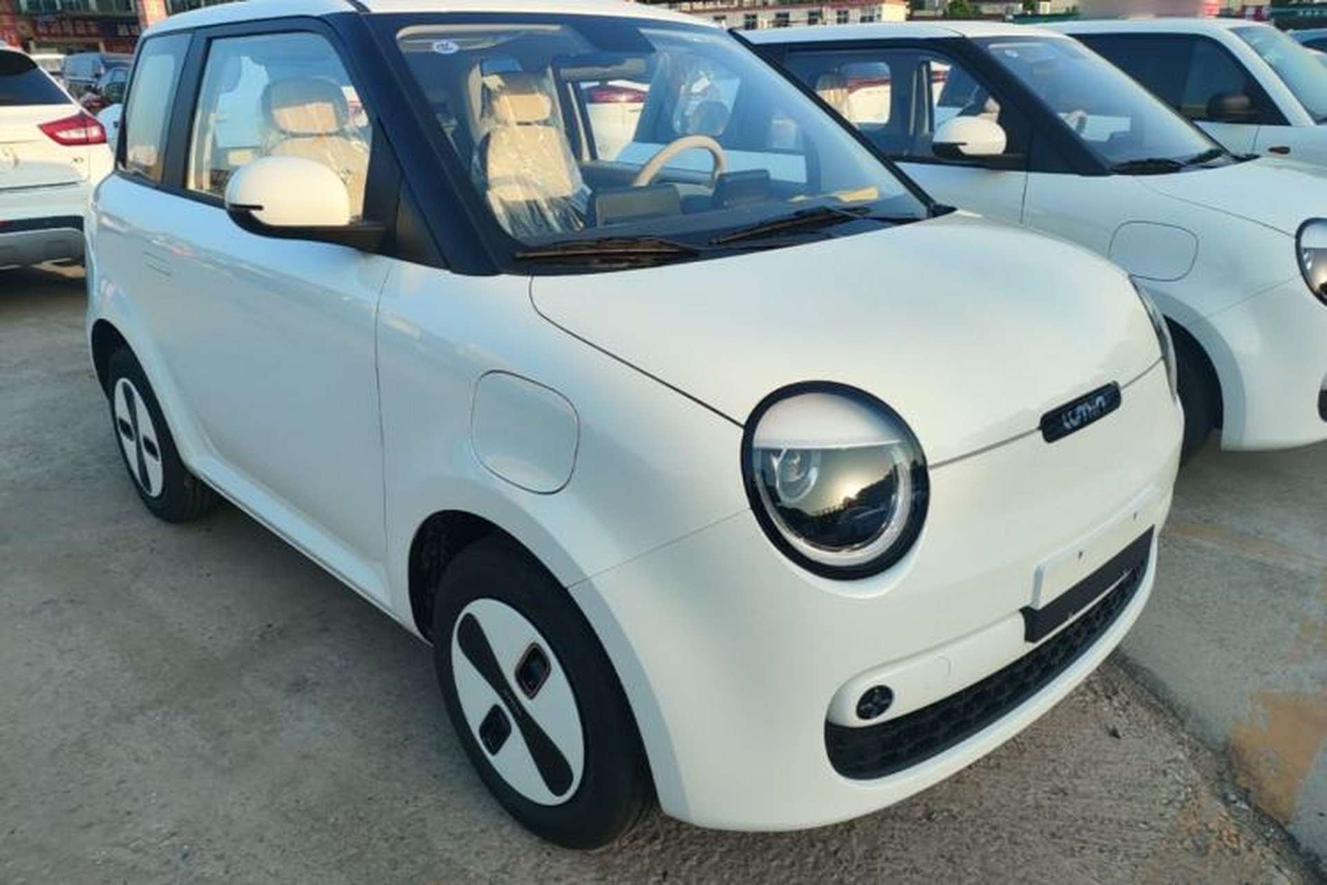 Used CHANGAN NEVO Lumin 2026 Model Treasure Edition 205km Passionate Beige Ningde Exterior 1