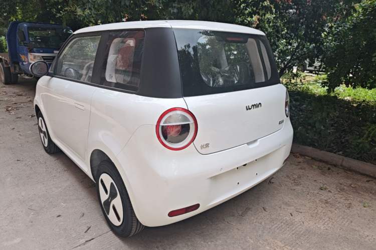 Used CHANGAN NEVO Lumin 2026 Model Treasure Edition 205km Passionate Beige Ningde Exterior 2