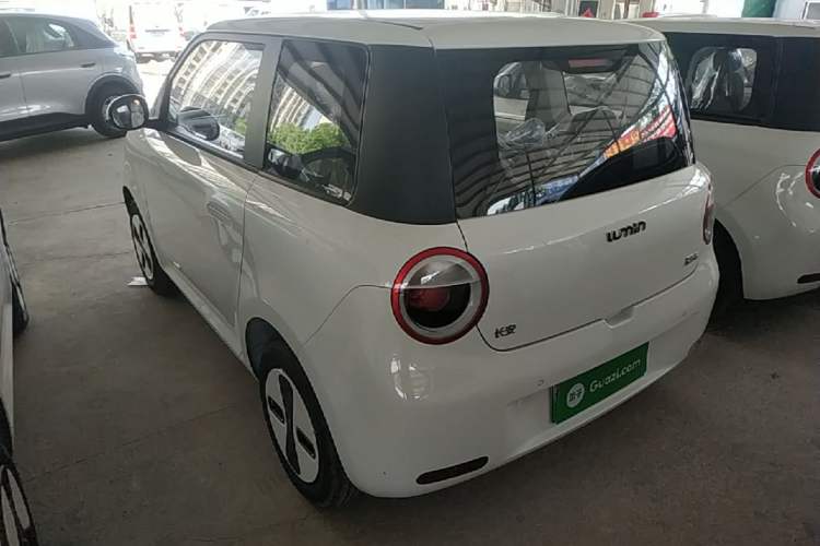 Used CHANGAN NEVO Lumin 2026 Model Treasure Edition 205km Passionate Beige Ningde Exterior 2