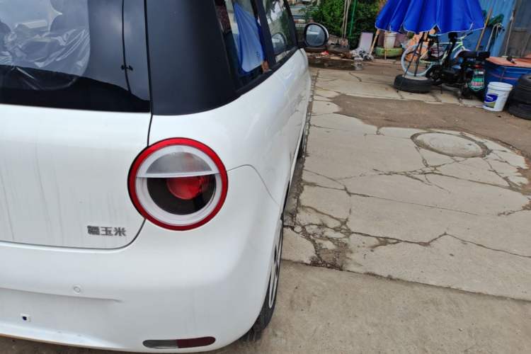 Used CHANGAN NEVO Lumin 2026 Model Treasure Edition 205km Beloved Beige Guoxuan Exterior 3