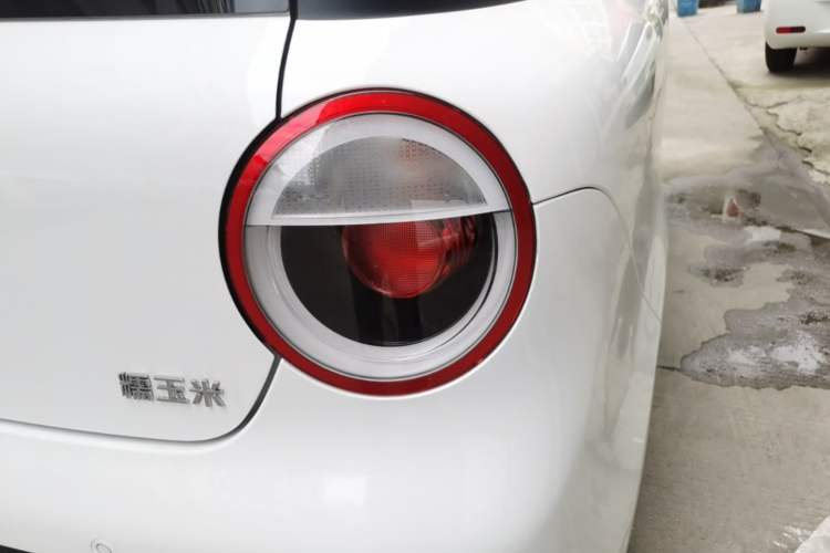 Used CHANGAN NEVO Lumin 2026 Model Treasure Edition 205km Passionate Beige Ningde Exterior 3