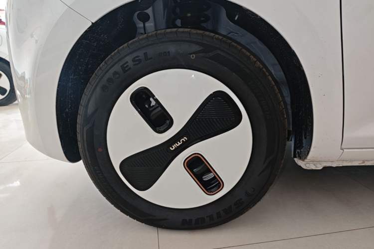 Used CHANGAN NEVO Lumin 2026 Model Treasure Edition 205km Passionate Beige Ningde Exterior 4