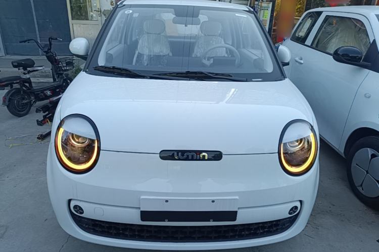 Used CHANGAN NEVO Lumin 2026 Model Treasure Edition 205km Passionate Beige Ningde Front