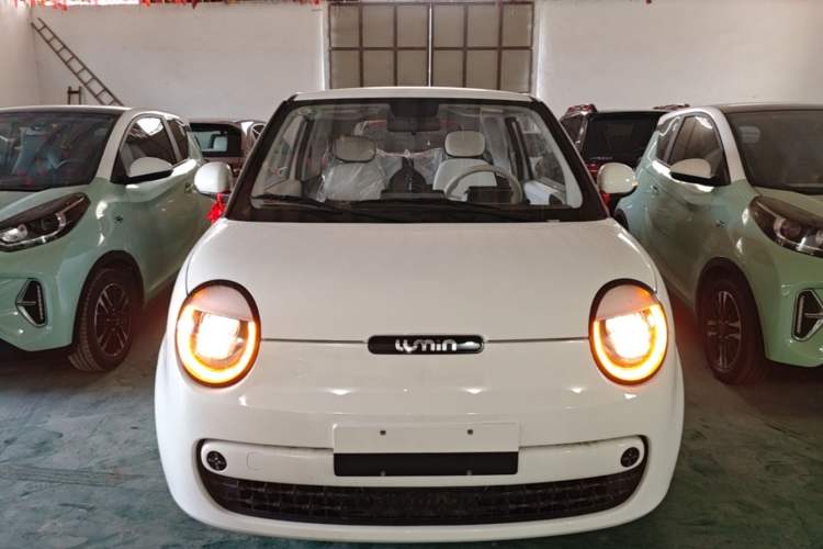 Used CHANGAN NEVO Lumin 2026 Model Treasure Edition 205km Passionate Beige Ningde Front