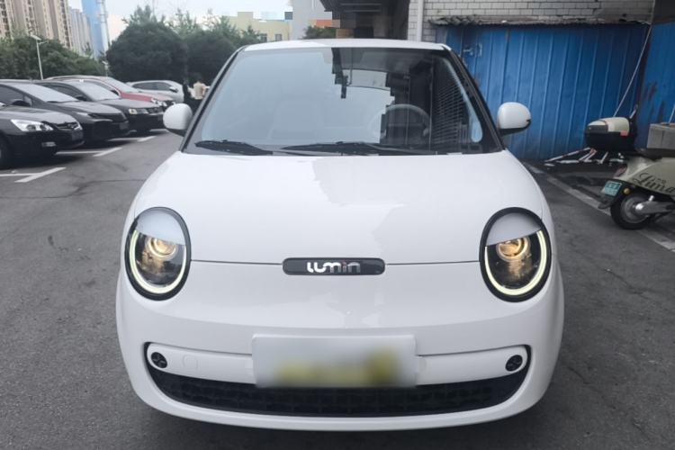 Used CHANGAN NEVO Lumin 2026 Model Treasure Edition 205km Passionate Beige Ningde Front