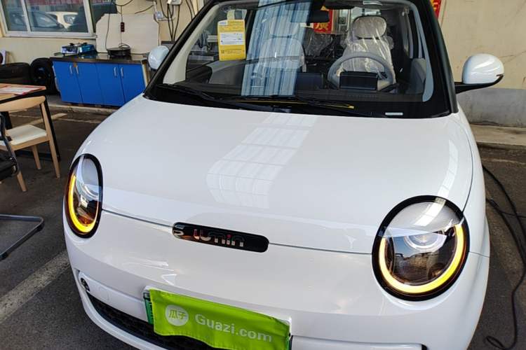 Used CHANGAN NEVO Lumin 2026 Model Treasure Edition 205km Passionate Beige Ningde Front