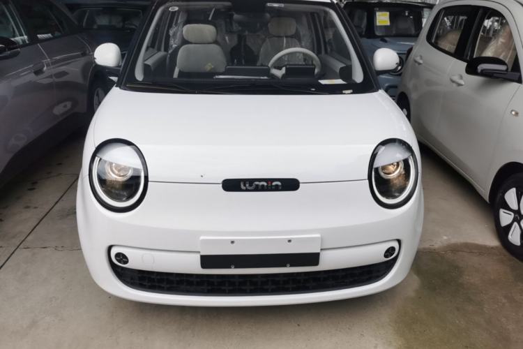 Used CHANGAN NEVO Lumin 2026 Model Treasure Edition 205km Passionate Beige Ningde Front