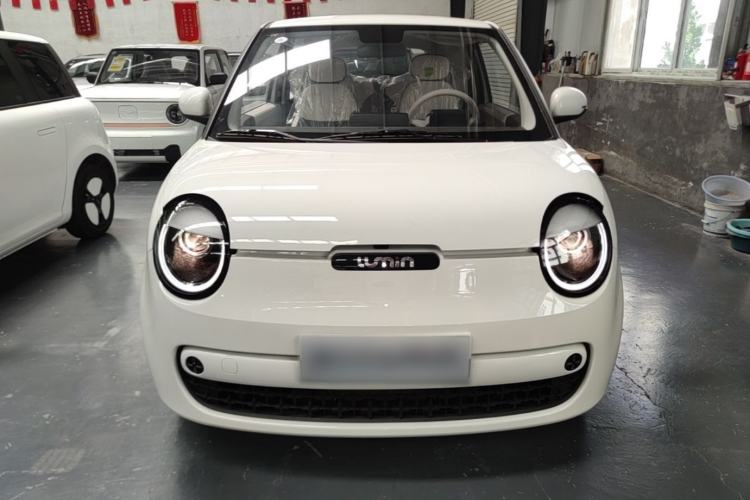 Used CHANGAN NEVO Lumin 2026 Model Treasure Edition 205km Passionate Beige Ningde Front