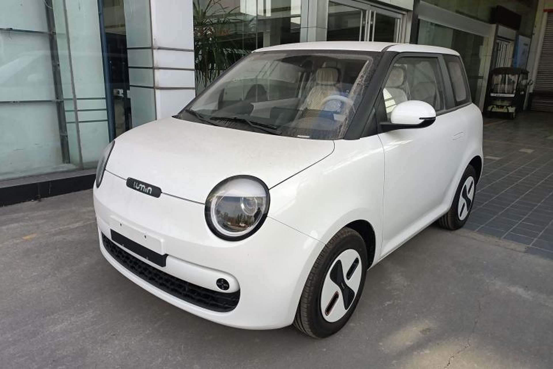 Used CHANGAN NEVO Lumin 2026 Model Treasure Edition 205km Beloved Beige Guoxuan Front Left 45 Deg