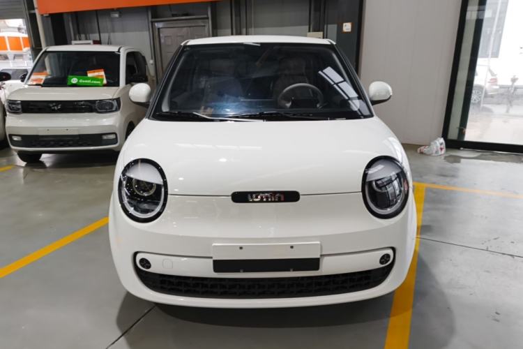 Used CHANGAN NEVO Lumin 2026 Model Treasure Edition 205km Passionate Beige Ningde Front