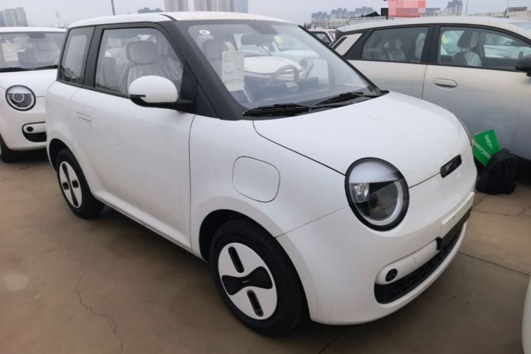Used CHANGAN NEVO Lumin 2026 Model Treasure Edition 205km Passionate Beige Ningde Front Right 45 Deg