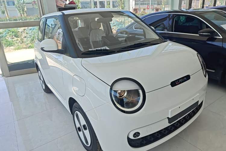 Used CHANGAN NEVO Lumin 2026 Model Treasure Edition 205km Passionate Beige Ningde Front Right 45 Deg