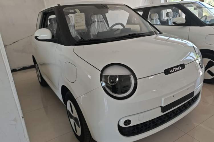 Used CHANGAN NEVO Lumin 2026 Model Treasure Edition 205km Passionate Beige Ningde Front Right 45 Deg