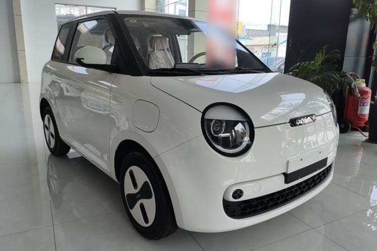 Used CHANGAN NEVO Lumin 2026 Model Treasure Edition 205km Passionate Beige Ningde Front Right 45 Deg