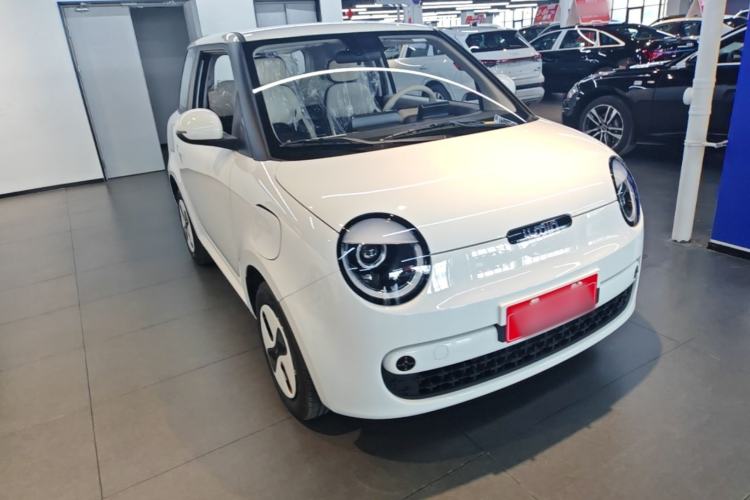 Used CHANGAN NEVO Lumin 2026 Model Treasure Edition 205km Passionate Beige Ningde Front Right 45 Deg