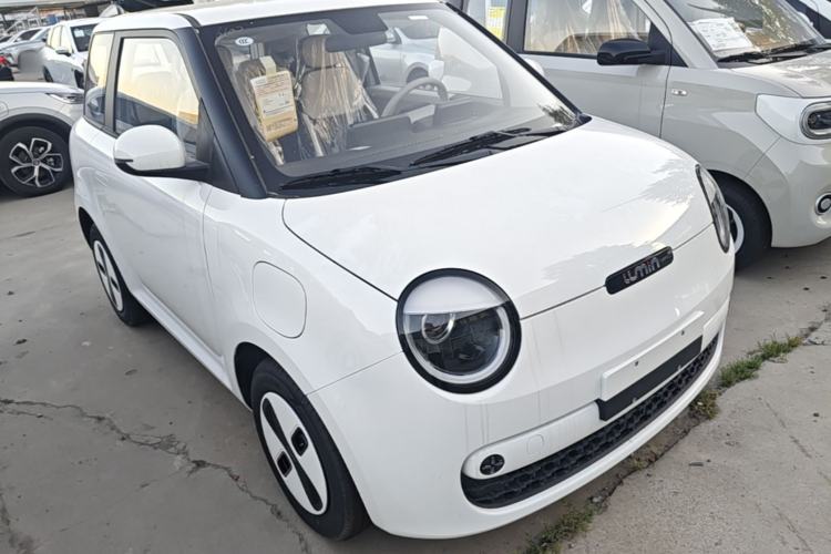 Used CHANGAN NEVO Lumin 2026 Model Treasure Edition 205km Passionate Beige Ningde Front Right 45 Deg