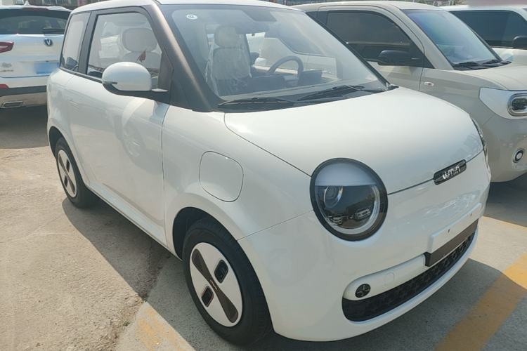 Used CHANGAN NEVO Lumin 2026 Model Treasure Edition 205km Passionate Beige Ningde Front Right 45 Deg