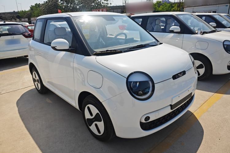Used CHANGAN NEVO Lumin 2026 Model Treasure Edition 205km Passionate Beige Ningde Front Right 45 Deg