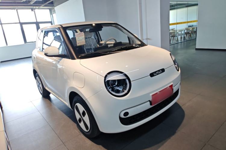 Used CHANGAN NEVO Lumin 2026 Model Treasure Edition 205km Passionate Beige Ningde Front Right 45 Deg