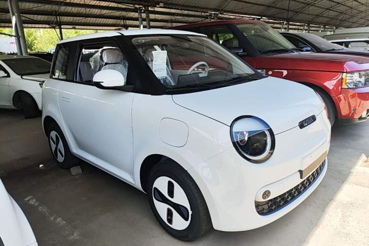Used CHANGAN NEVO Lumin 2026 Model Treasure Edition 205km Passionate Beige Ningde Front Right 45 Deg