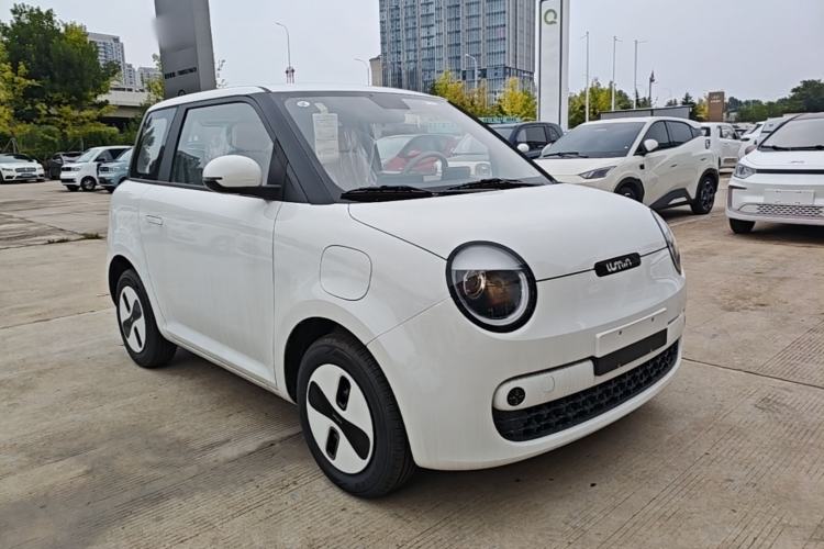 Used CHANGAN NEVO Lumin 2026 Model Treasure Edition 205km Passionate Beige Ningde Front Right 45 Deg