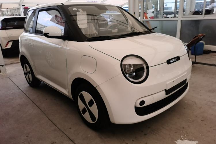 Used CHANGAN NEVO Lumin 2026 Model Treasure Edition 205km Passionate Beige Ningde Front Right 45 Deg