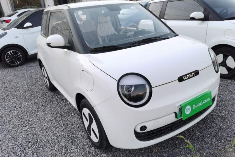 Used CHANGAN NEVO Lumin 2026 Model Treasure Edition 205km Passionate Beige Ningde Front Right 45 Deg