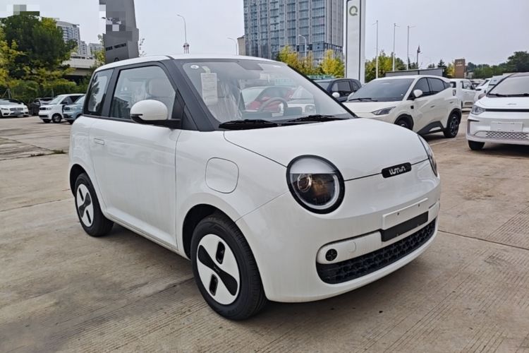 Used CHANGAN NEVO Lumin 2026 Model Treasure Edition 205km Passionate Beige Ningde Front Right 45 Deg
