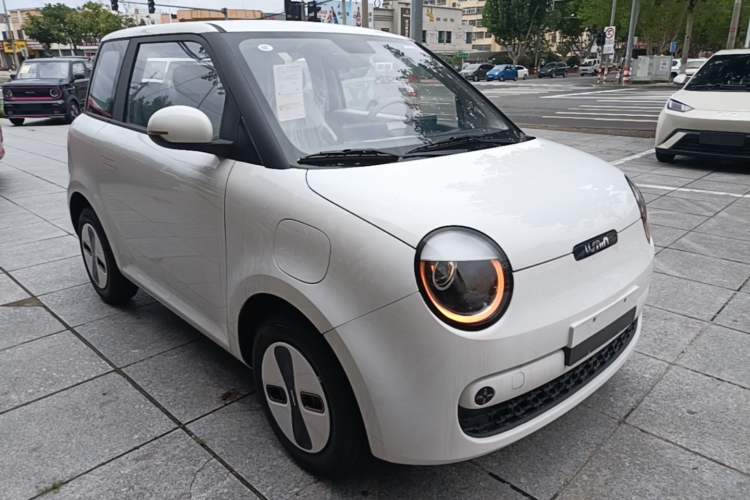 Used CHANGAN NEVO Lumin 2026 Model Treasure Edition 205km Passionate Beige Ningde Front Right 45 Deg